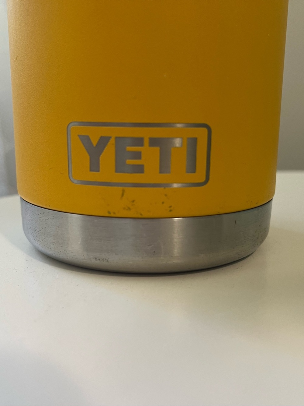Yeti Rambler - 796ml - Picture 2 of 5